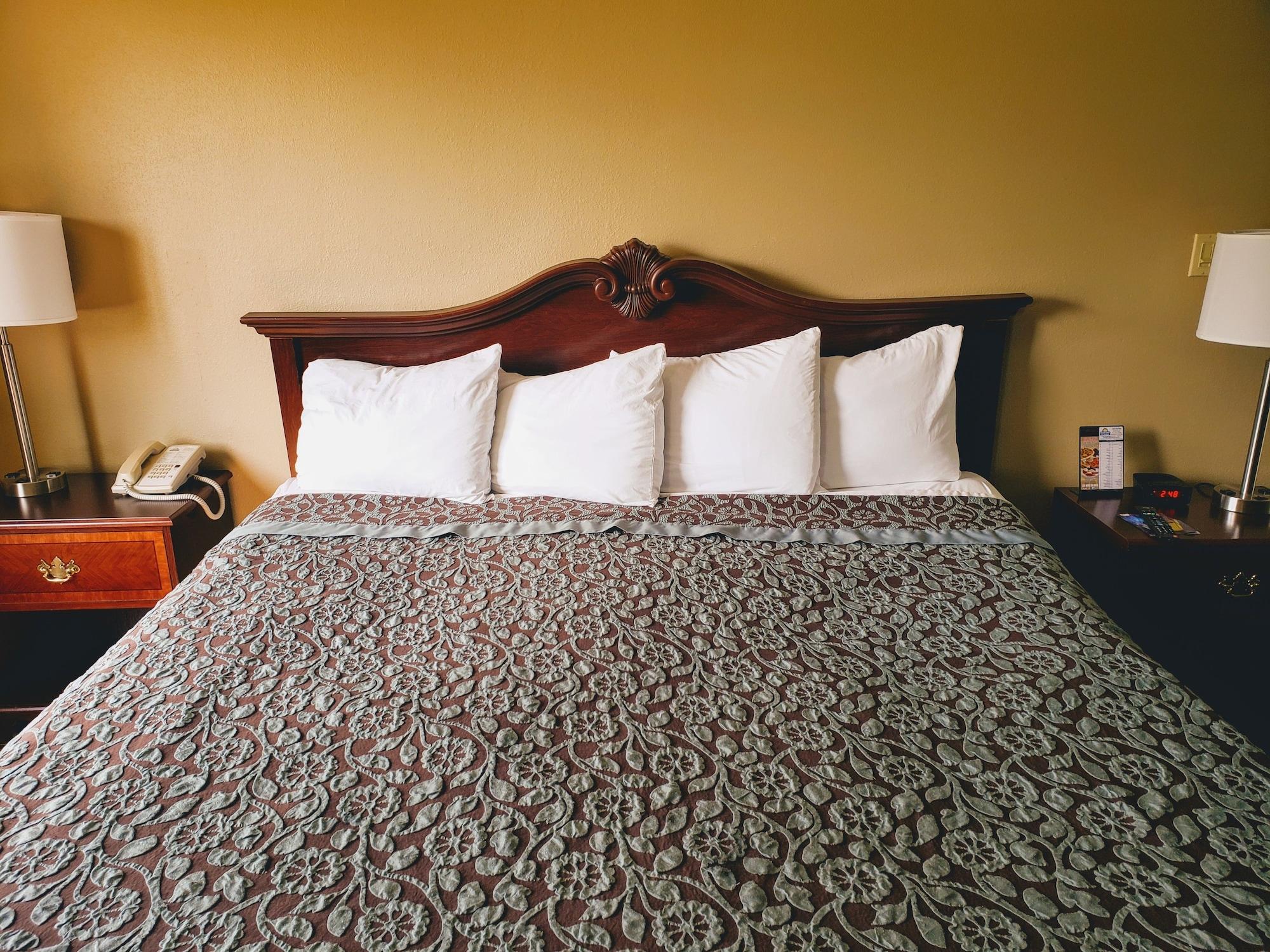 Days Inn & Suites By Wyndham Of Morris Luaran gambar