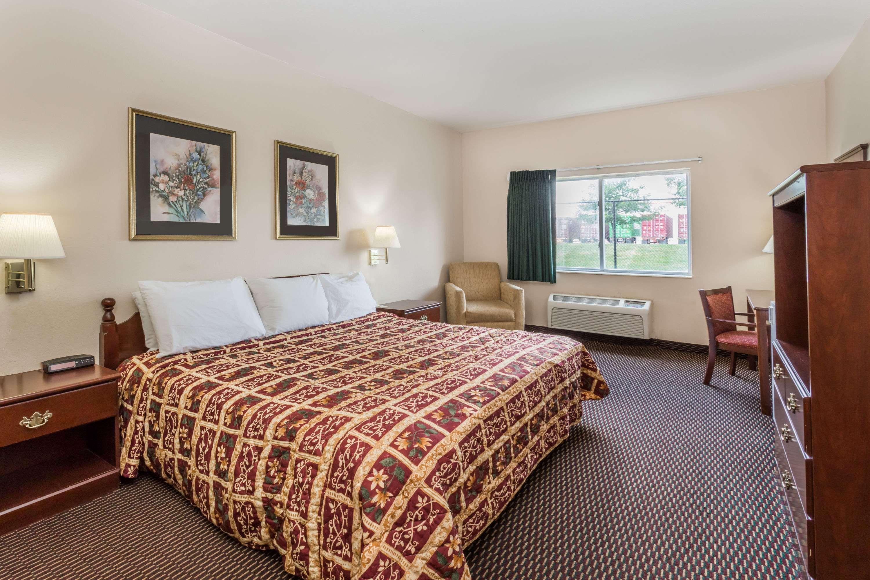 Days Inn & Suites By Wyndham Of Morris Luaran gambar