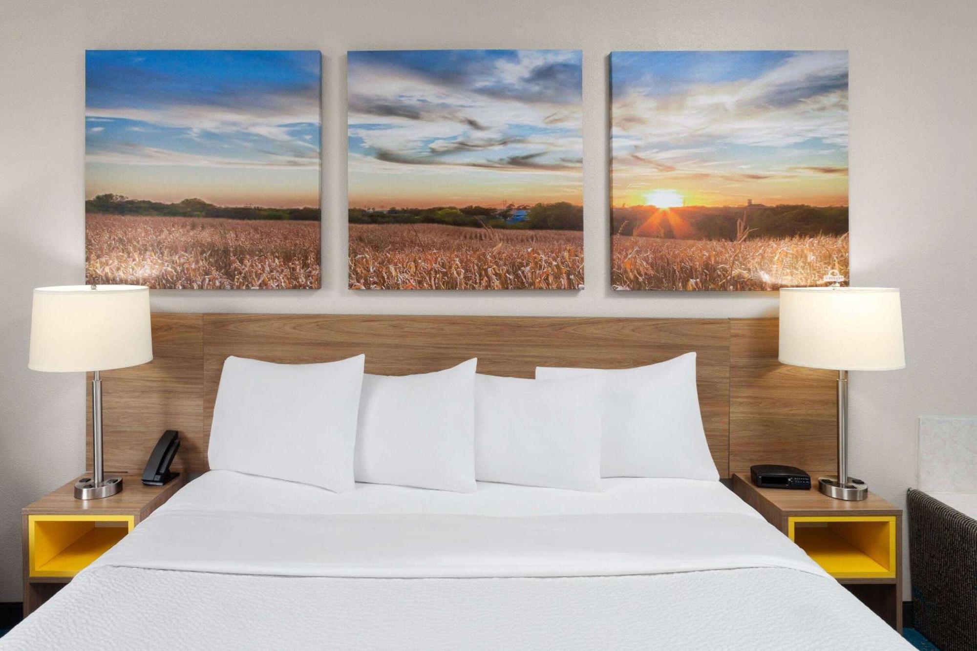 Days Inn & Suites By Wyndham Of Morris Luaran gambar