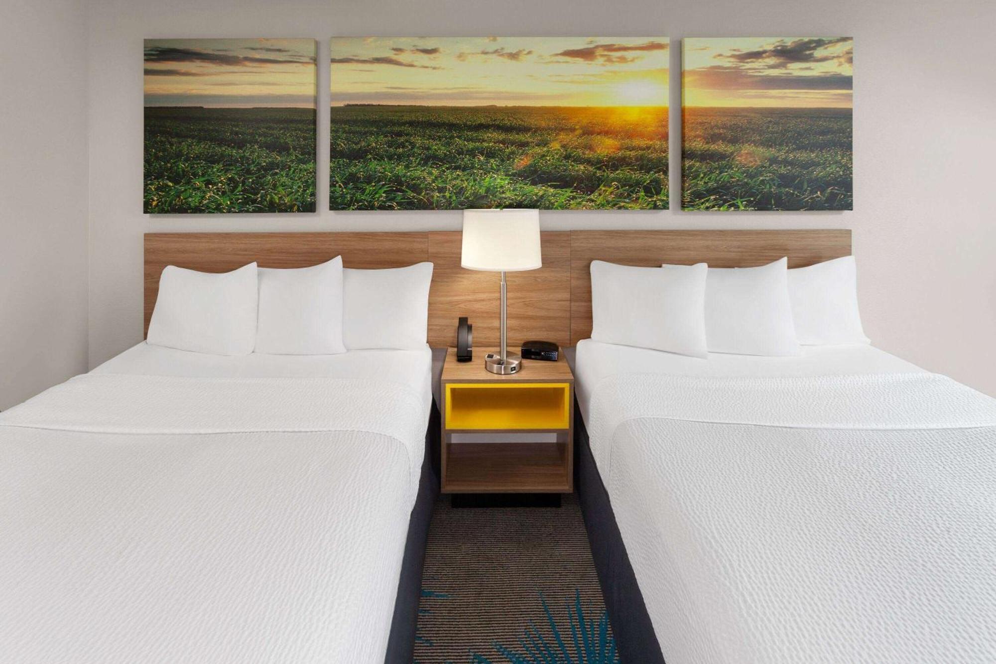 Days Inn & Suites By Wyndham Of Morris Luaran gambar