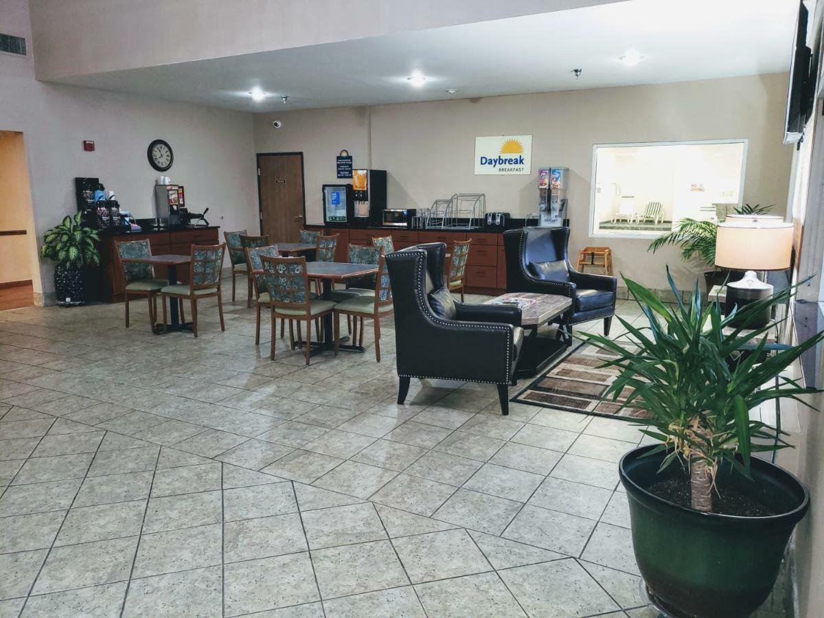 Days Inn & Suites By Wyndham Of Morris Luaran gambar
